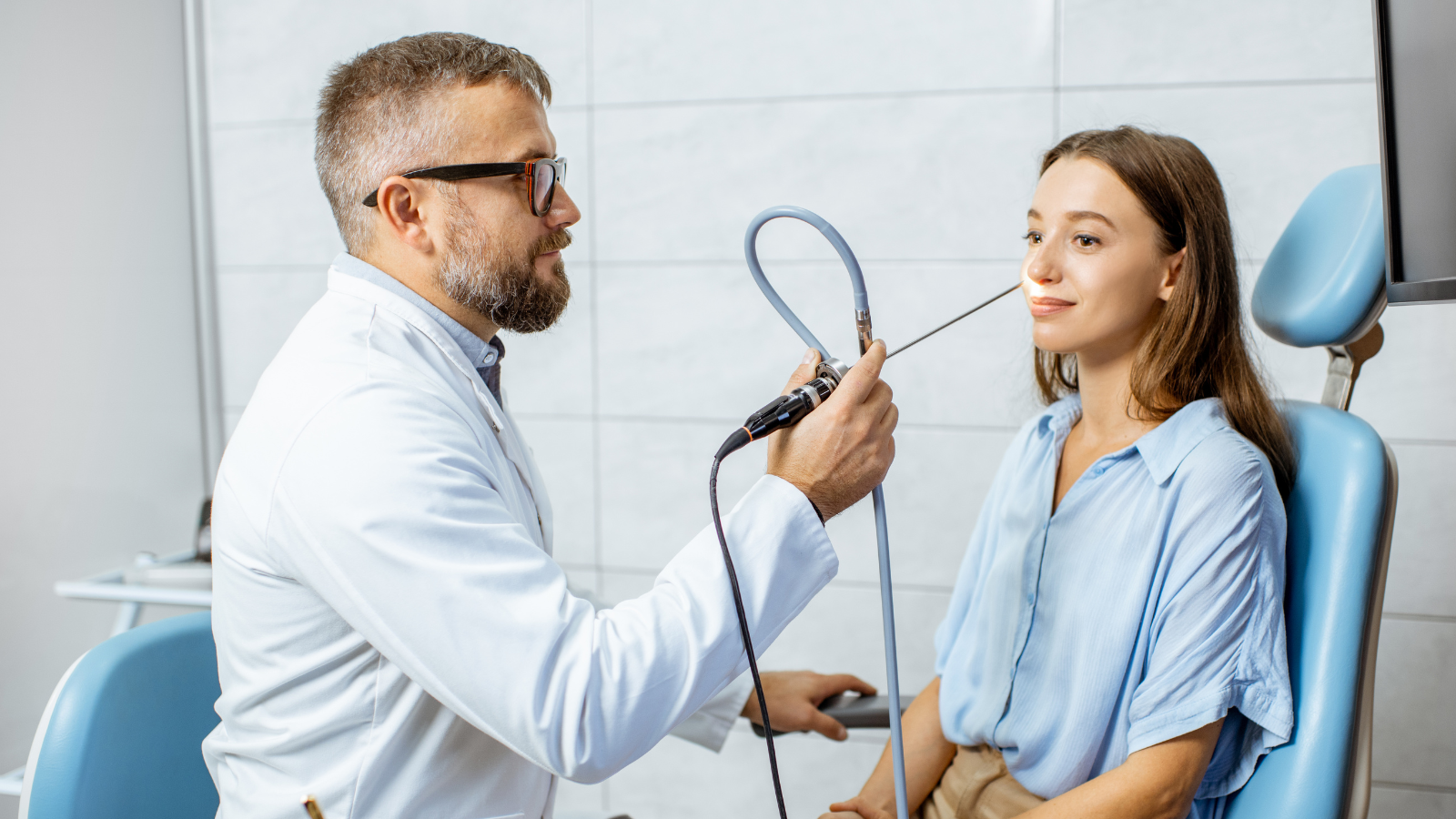 How Do Rhinologists Diagnose & Treat Sinus Problems?