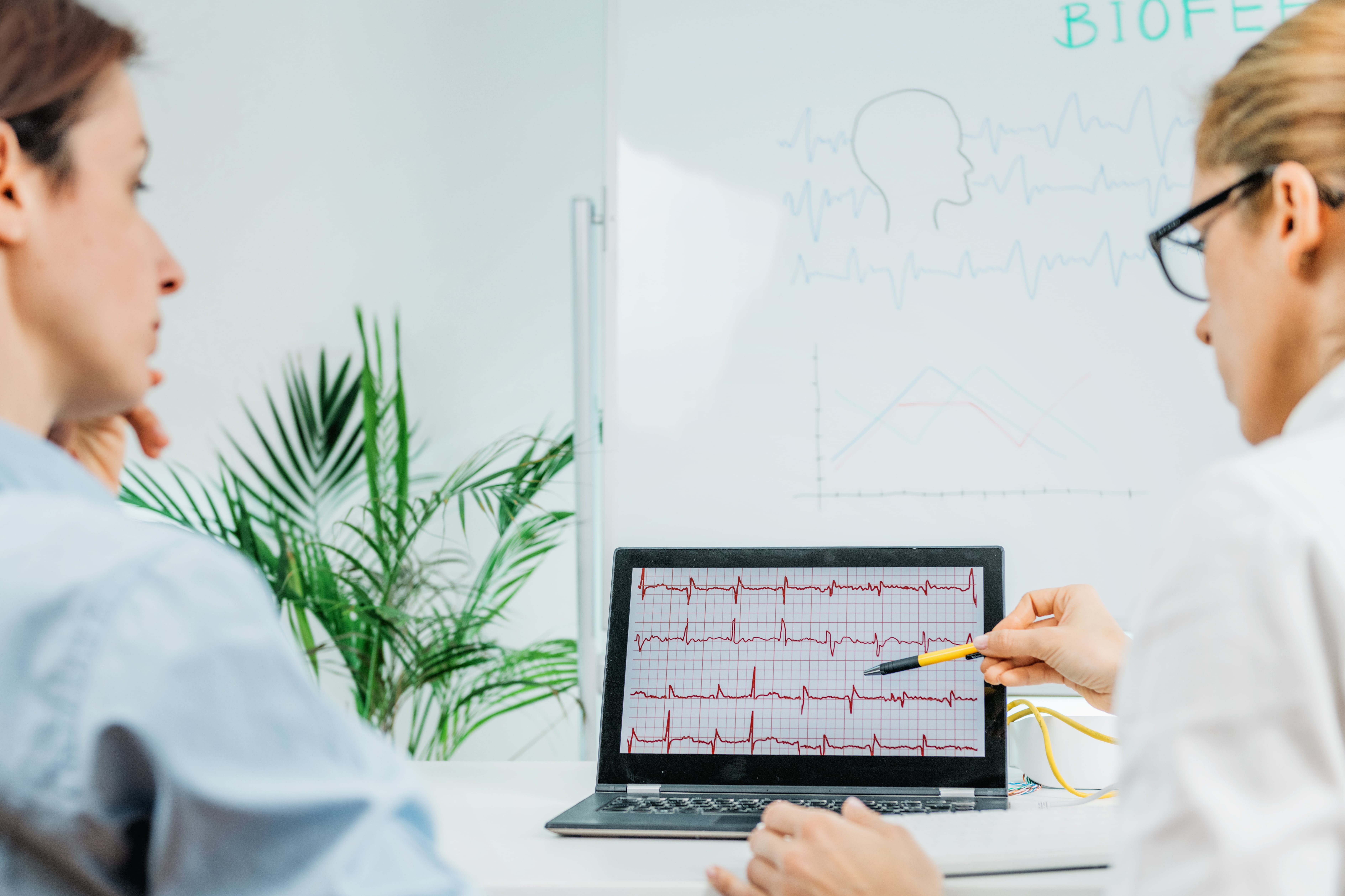 Improving your pelvic floor with biofeedback treatment - OneWelbeck